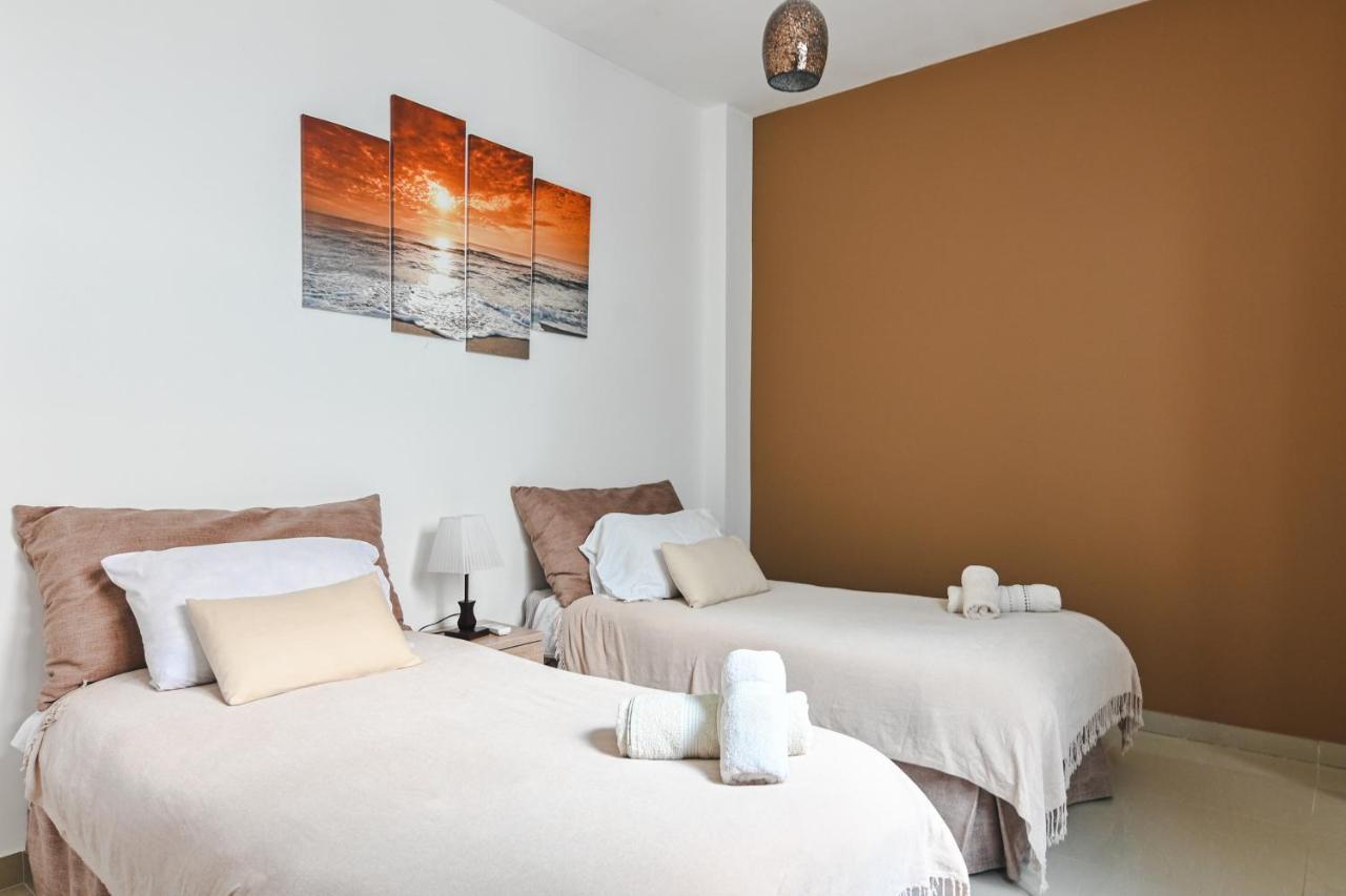 Anici Crt Penthouse 4 - With Private Rooftop Pool Victoria Exteriör bild