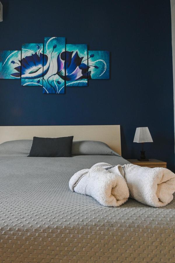 Anici Crt Penthouse 4 - With Private Rooftop Pool Victoria Exteriör bild